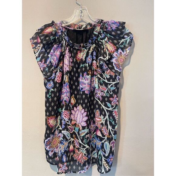 Loft Anne Taylor Lightweight printed top with flutter sleeves.SMALL - Picture 2 of 5